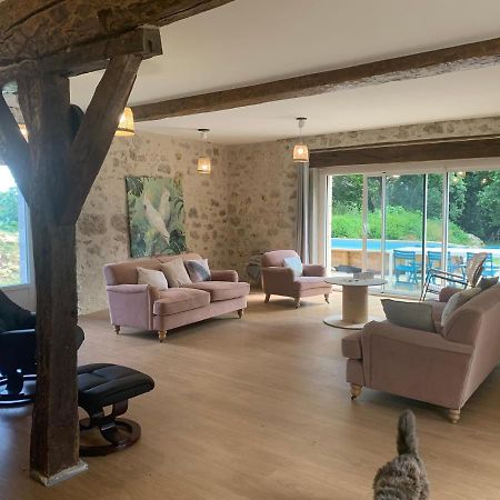 Maison Papillon Gite De Ressourcement Lusignan-Petit Zewnętrze zdjęcie
