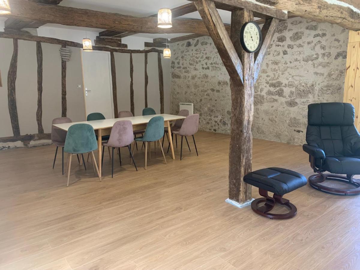 Maison Papillon Gite De Ressourcement Lusignan-Petit Zewnętrze zdjęcie